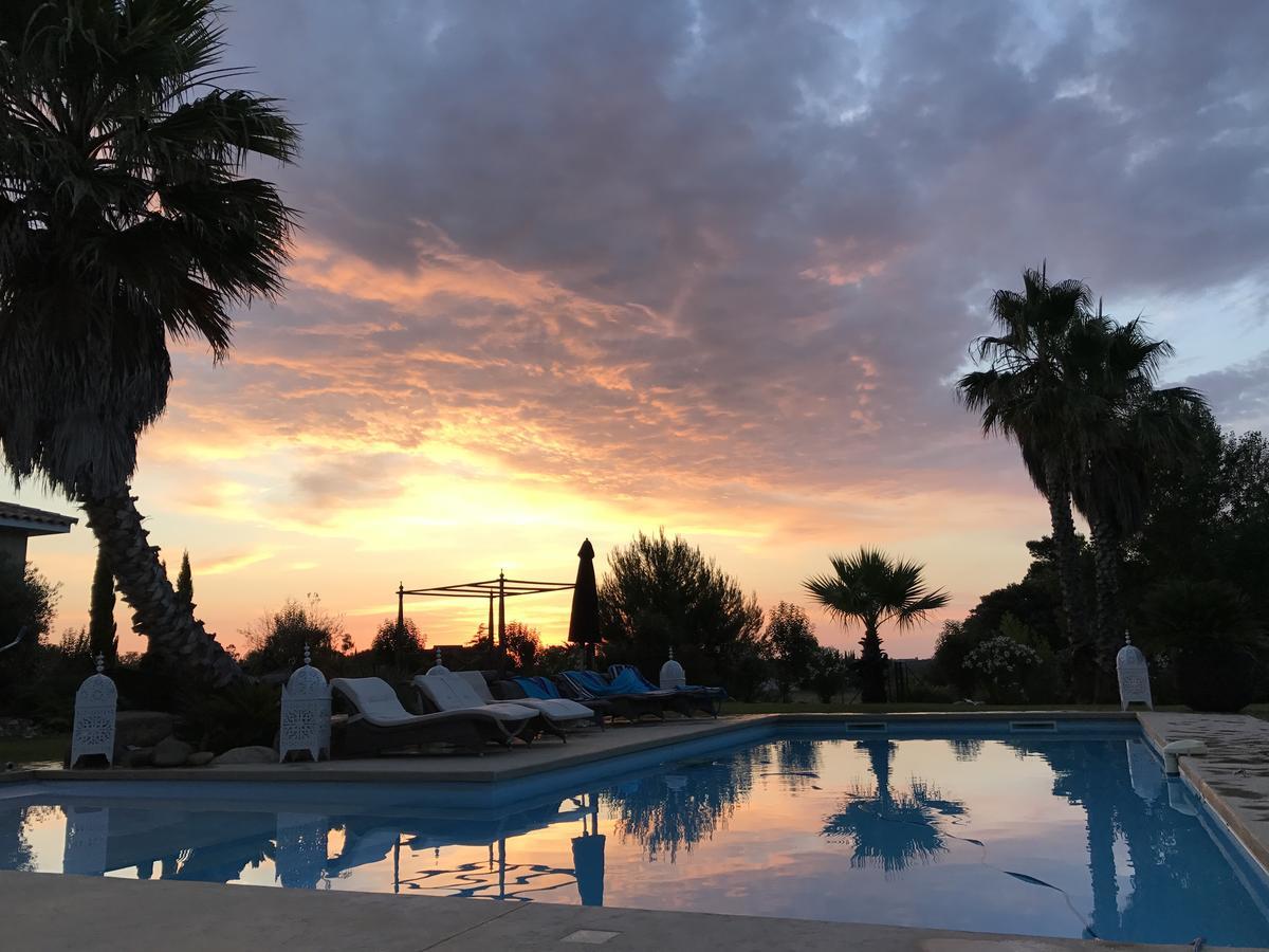 Escapades Lointaines Panzió Perpignan Kültér fotó