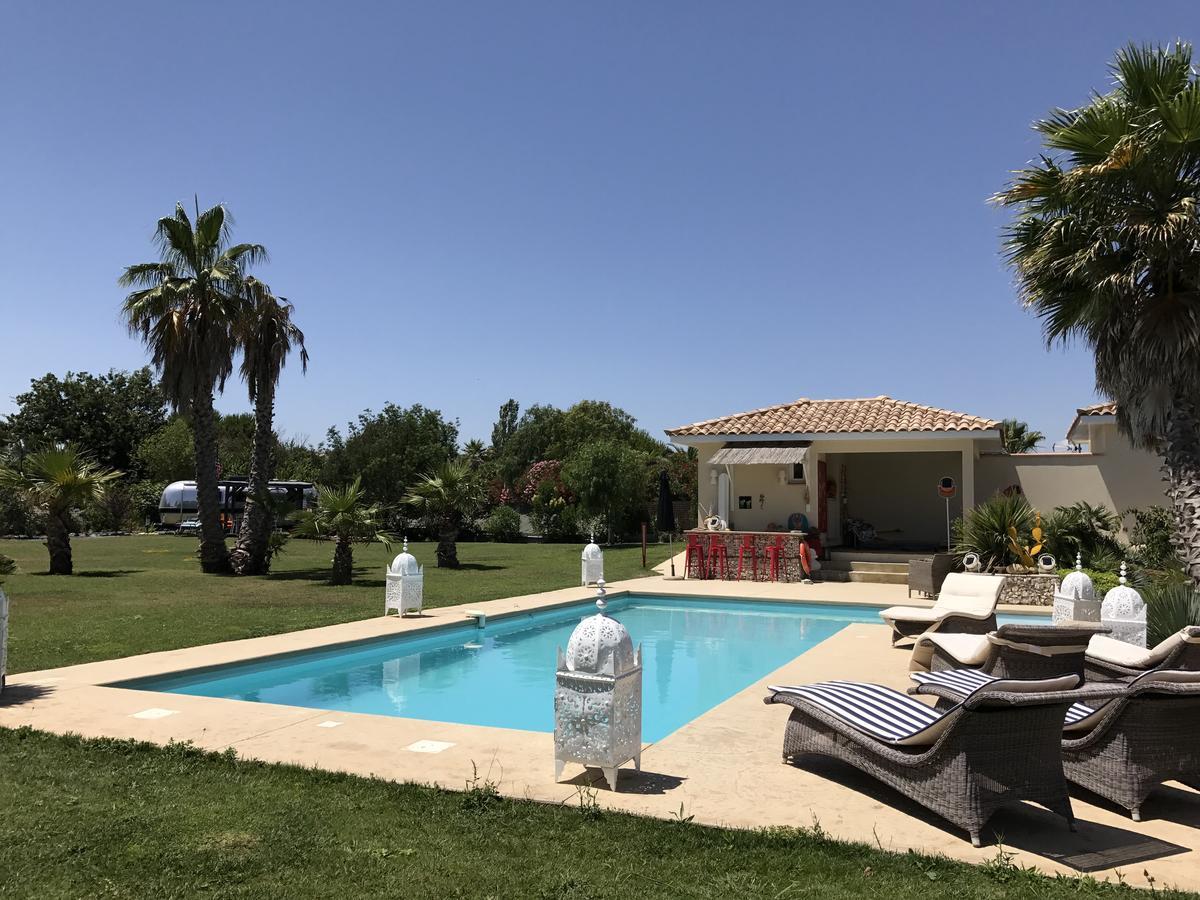 Escapades Lointaines Panzió Perpignan Kültér fotó